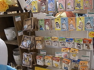 東急ハンズ梅田店「インコと鳥の雑貨展」在庫情報更新_d0322493_17154983.jpg