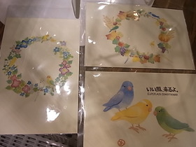 小鳥屋さん作品並びました!インコと鳥の雑貨展画像up_d0322493_1915137.jpg