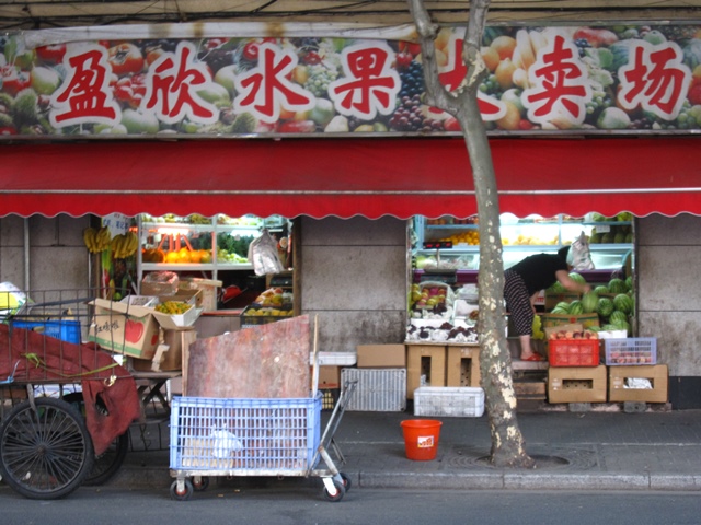 上海 街角風景② 2013-9-3_e0251895_23445528.jpg