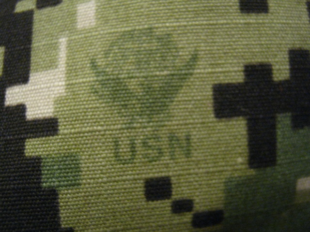 新入荷！！『U.S NAVY NWU AOR2  GORE-TEX Jacket＆US NAVY Type3 Seal NSW Pants 』_b0121563_1823634.jpg