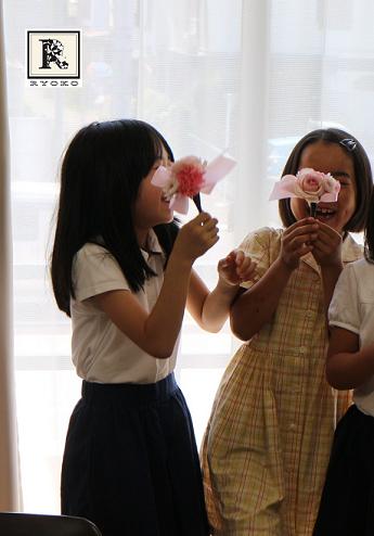 お花のこよみ教室 8/28 小さなブーケと藤のさやとククミス _c0128489_1573345.jpg