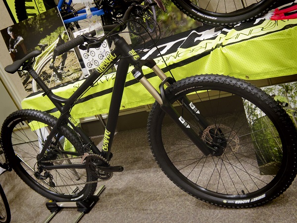 COMMENCAL/コメンサル　２０１４　展示会_b0113959_15151450.jpg