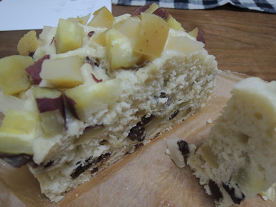 蒸しケーキ、ラタトゥイユ、混ぜ込みお焼きを作りました_b0252363_1722446.jpg