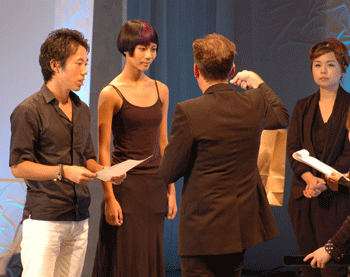 THE 3RD SASSOON HAIR CUT CONTEST \'13・9/3_d0010774_2211411.gif