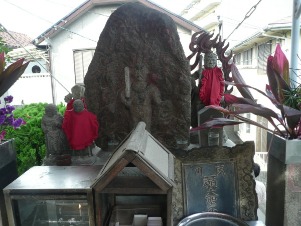 夙川　一願大聖不動明王　in　西宮市　on　2012-9-9_b0118987_6484270.jpg