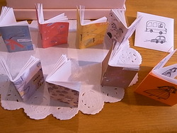 ちいさなもの展 と、s.ukawaさん個展の様子_d0322493_12152915.jpg