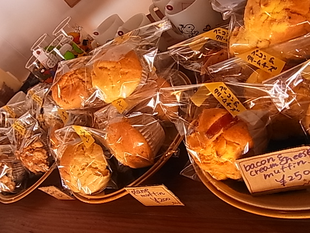 ミルのマフィン。_b0207642_21265558.jpg