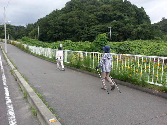 b0211028_16285.jpg