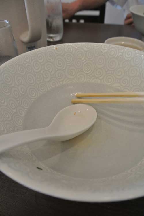【山梨ラーメン屋巡り - 麺革 徳行店 (山梨・甲府) -】_a0005436_186244.jpg