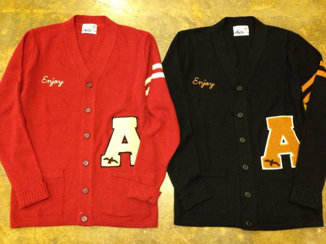 【anapau】Lettered Cardigan !!!!!!_d0227059_13334697.jpg