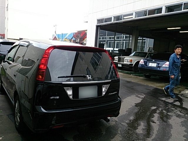 ★グランドハイエース・現行ヴォクシー待望のお納車となりました!!★(白石店)_c0161601_1951228.jpg