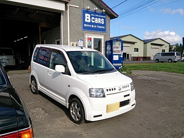 ★グランドハイエース・現行ヴォクシー待望のお納車となりました!!★(白石店)_c0161601_19514435.jpg