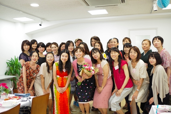 動画で楽しく【夏の女子会♪ ~ロンドン流アフタヌーンティーパーティー】のイベント_d0104926_363581.jpg