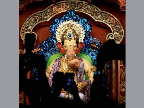 ガネーシャのお祭り(Ganesh Chaturthi)_b0239829_16292563.jpg