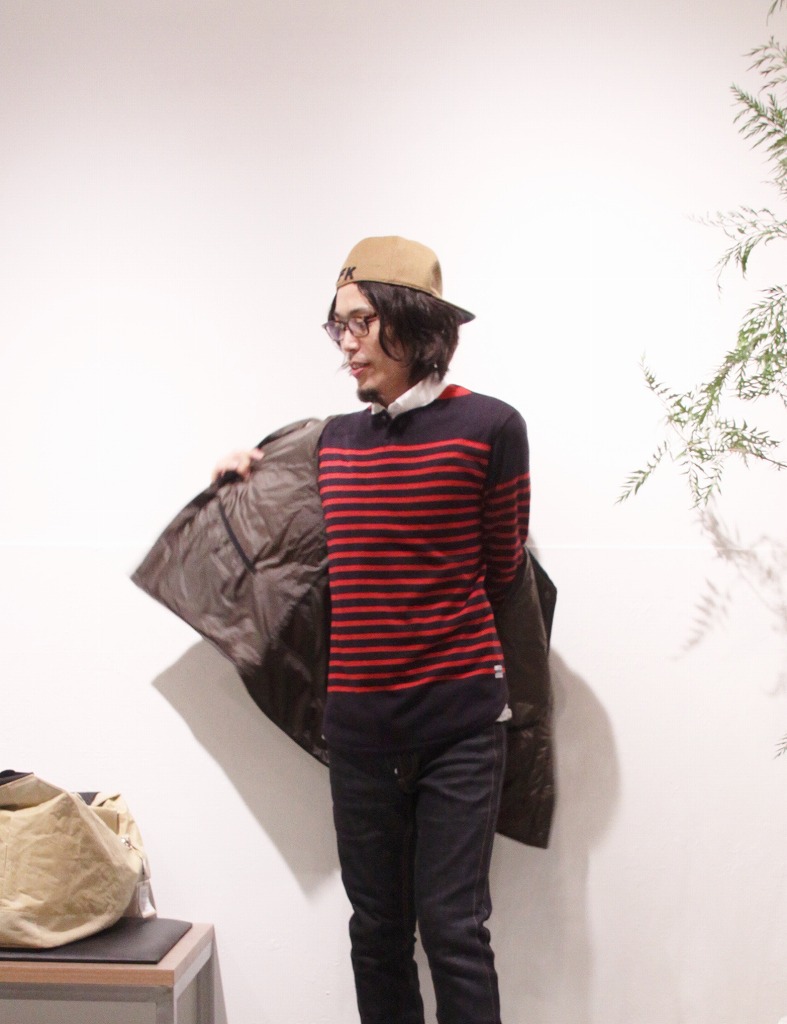 シンプルで好配色な”KNIT\"_f0212574_17434489.jpg