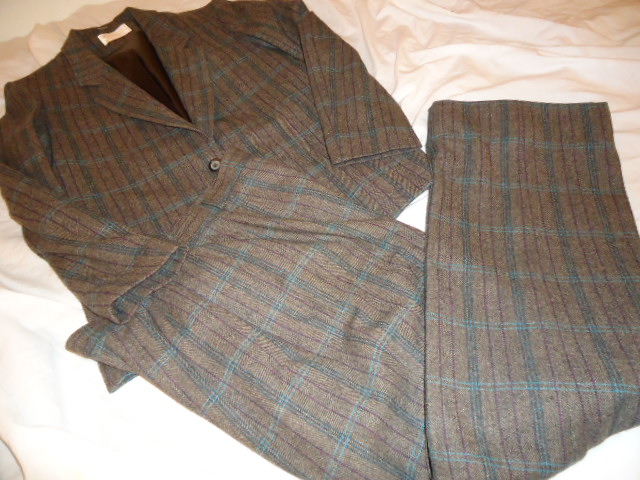 買い付け日記 21_d0176398_2359316.jpg