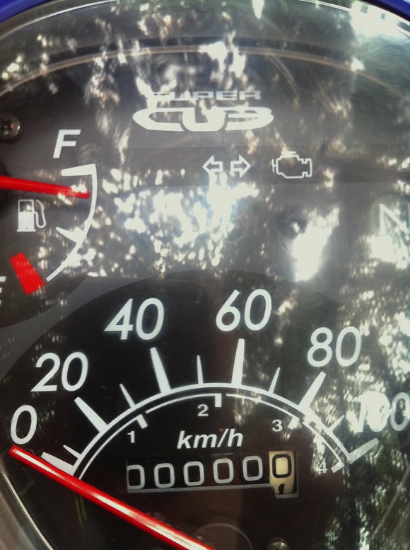 スーパーカブ110の走行距離が10万キロ到達 : zoff's blog