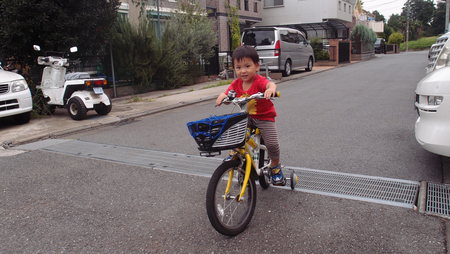 子供用自転車考察記_b0010045_22485069.jpg