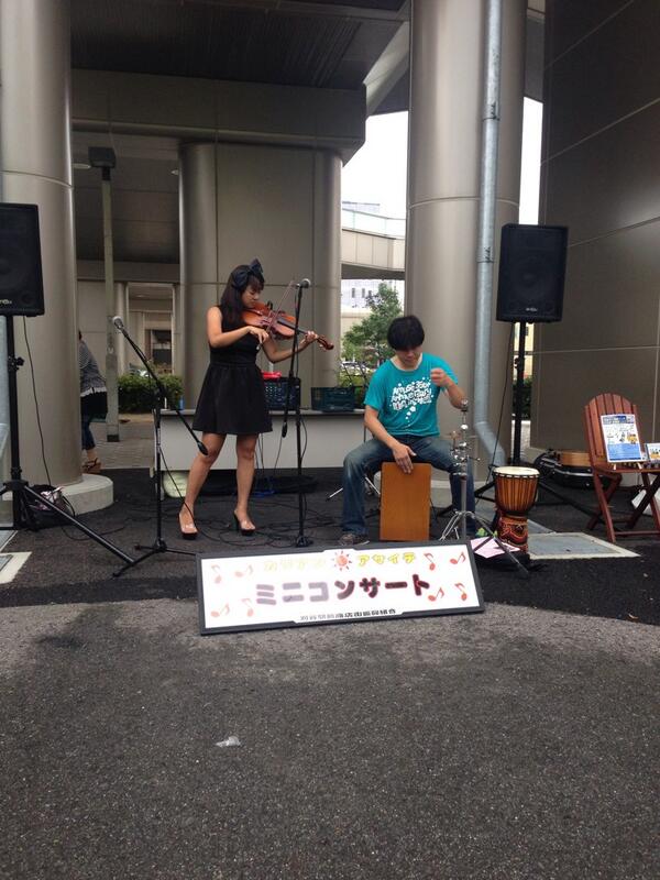 カリアン朝市 にてミニコンサート♪_f0109257_7194084.jpg