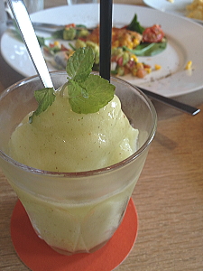 e0090926_8283032.jpg