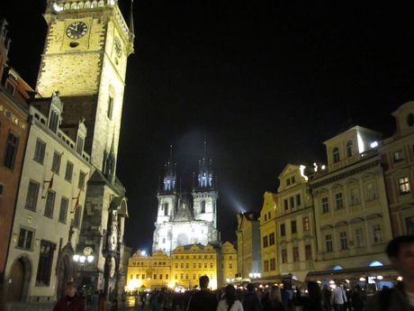 Prague, by night - プラハの夜_a0231632_20535316.jpg