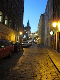 Prague, by night - プラハの夜_a0231632_20592775.jpg