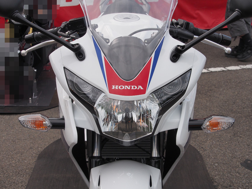 HONDA CBR125R : 風とバイクと俺と。
