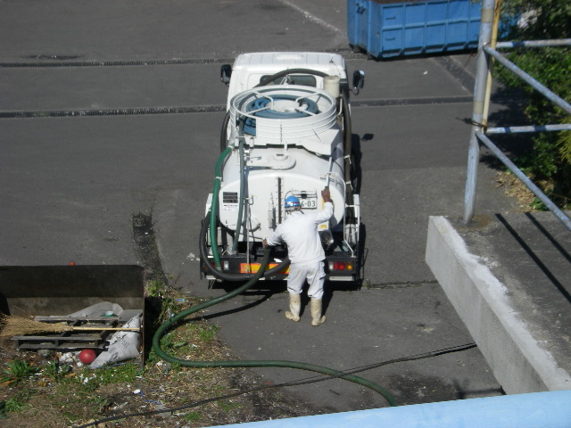 バキュームカー 仕事 楽 バキュームカー 仕事 楽