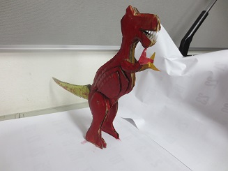 恐竜作品展(夏休み工作教室)_a0269923_1145271.jpg