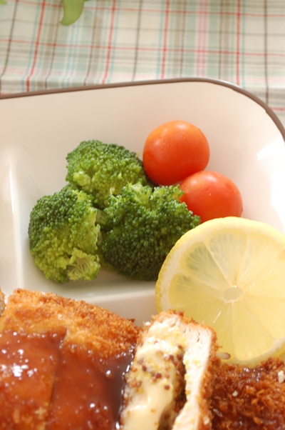 鶏胸肉でとろ~り【チーズマスタードカツ☆】_d0104926_16513621.jpg