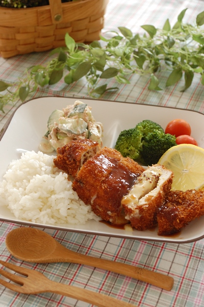 鶏胸肉でとろ~り【チーズマスタードカツ☆】_d0104926_16531150.jpg