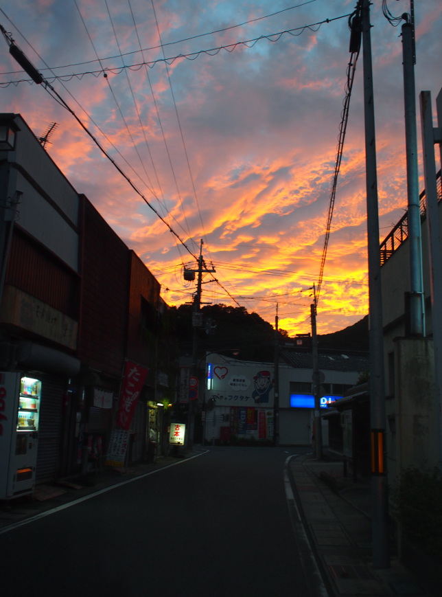b0237338_1218080.jpg