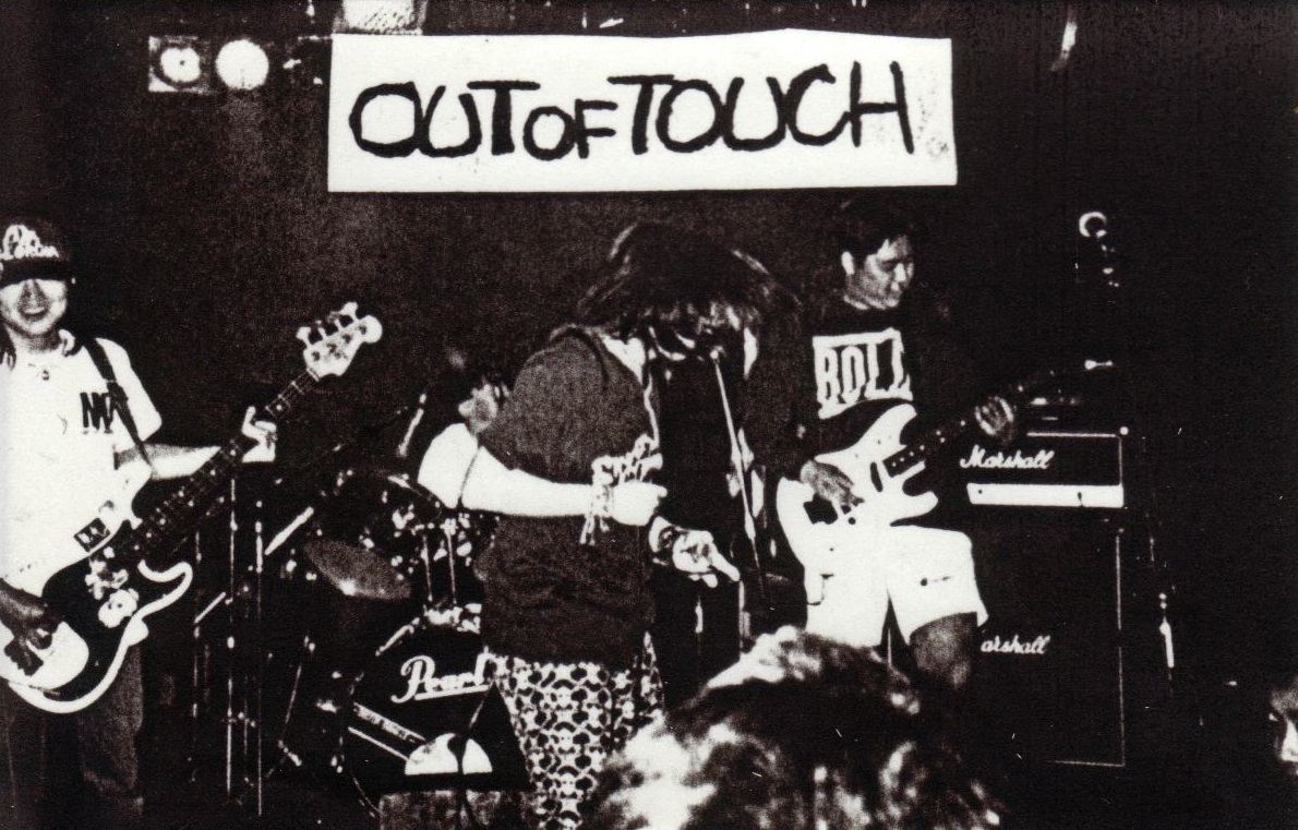 OUT OF TOUCH_e0121640_1832341.jpg