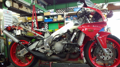 NSR250 リヤサスにDLC!_e0114857_8482683.jpg
