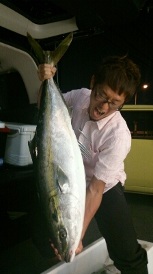 ショウリ世界を釣る!!_f0172281_6195530.jpg