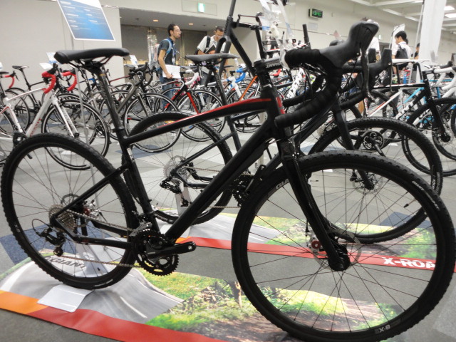 GIANTの展示会に行ってきました_b0189682_14275787.jpg
