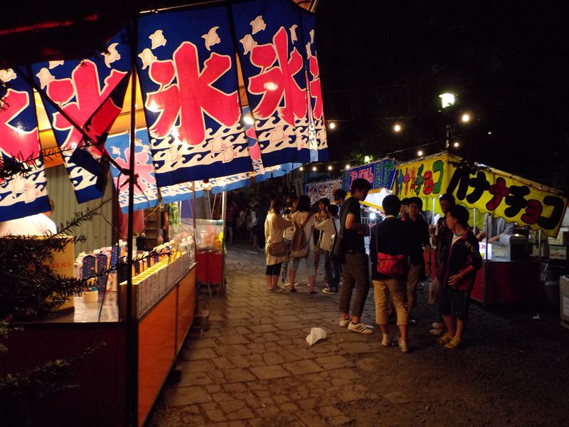 この祭を境に札幌駅より北部は秋になります_c0025115_19342193.jpg