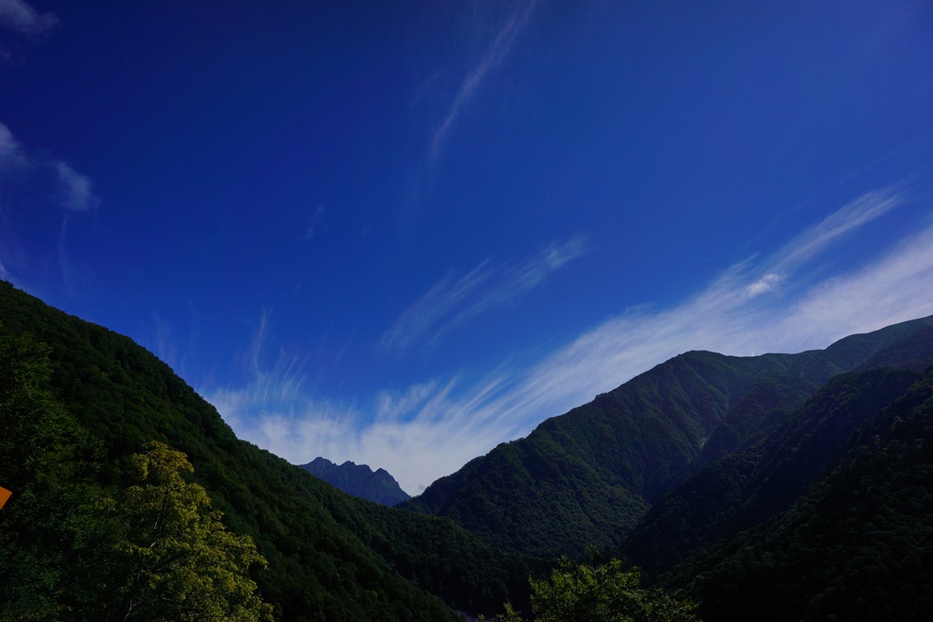 sky & mountains（長野県松本市　安房峠より）_e0223456_8513550.jpg