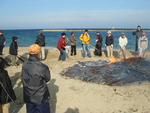 「2007新春里海まつり」(寒稽古フェスタ・海に吼える!)_c0108460_1252782.jpg