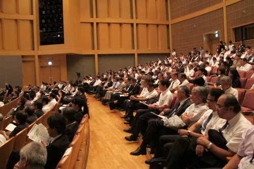 山形大学有機エレクトロニクスイノベーションセンター開所記念式典・記念講演会（4）_c0075701_1151199.jpg