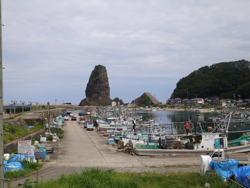 日本海に浮かぶ粟島など_a0215163_20385058.jpg