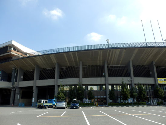 国立競技場と新宿御苑_e0048413_15401673.jpg