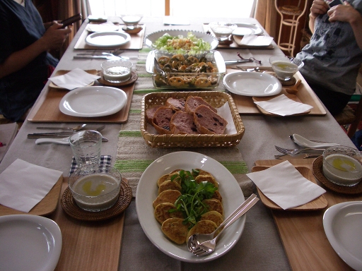 a0200624_23484536.jpg