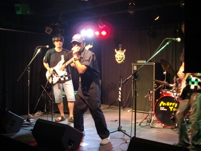 f0214459_41724.jpg