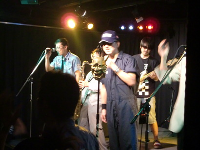 f0214459_45125.jpg