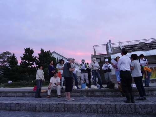 ウミホタル観察会」リハーサル in せんなん里海公園海岸_c0108460_1122872.jpg