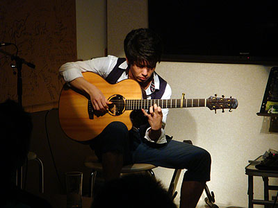 川畑トモアキくんのライブ!_c0137404_8172286.jpg