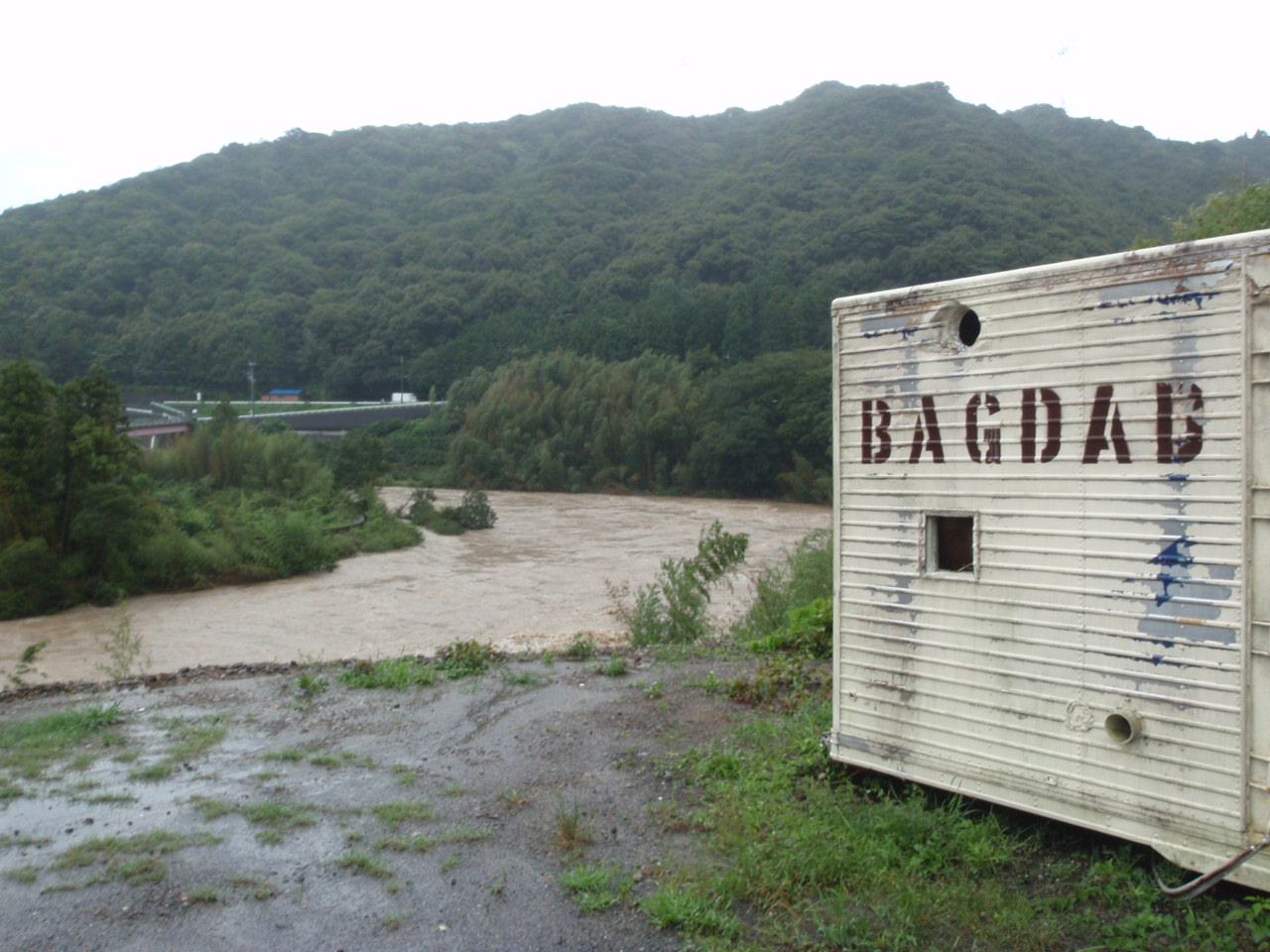 ～台風BBQ～_c0228221_21473386.jpg