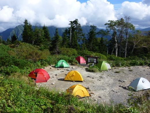 夏休みは終わったけれど：西穂高岳 （9.9－9.10） ①_b0298935_10522590.jpg