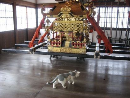 直島に行ってきたで～　その④上原三千代 直島八幡神社_b0301550_166125.jpg